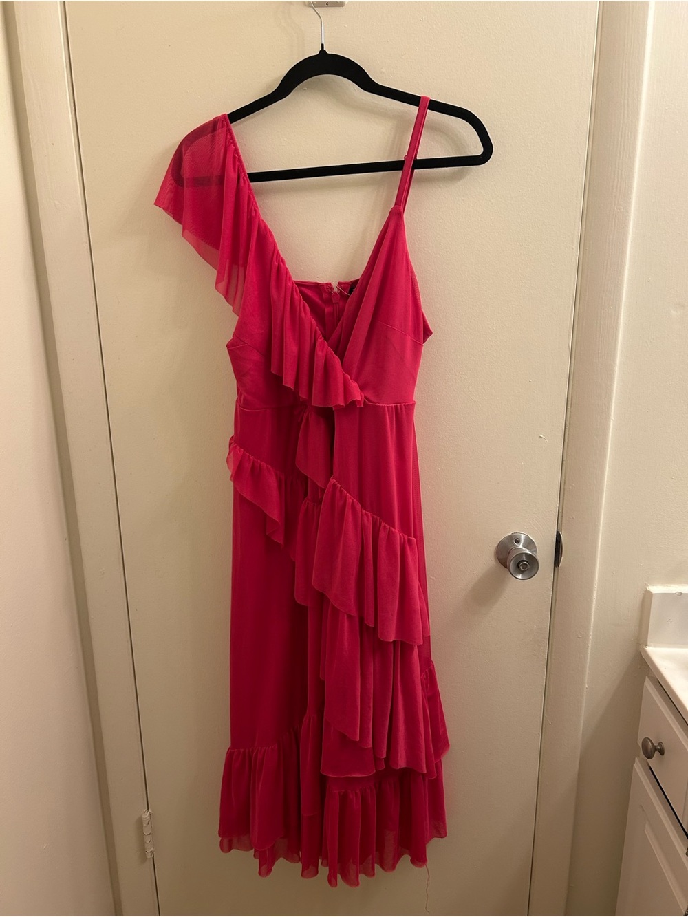 torrid Hot Pink One-Shoulder Ruffle Midi Dress - Picture 2 of 2